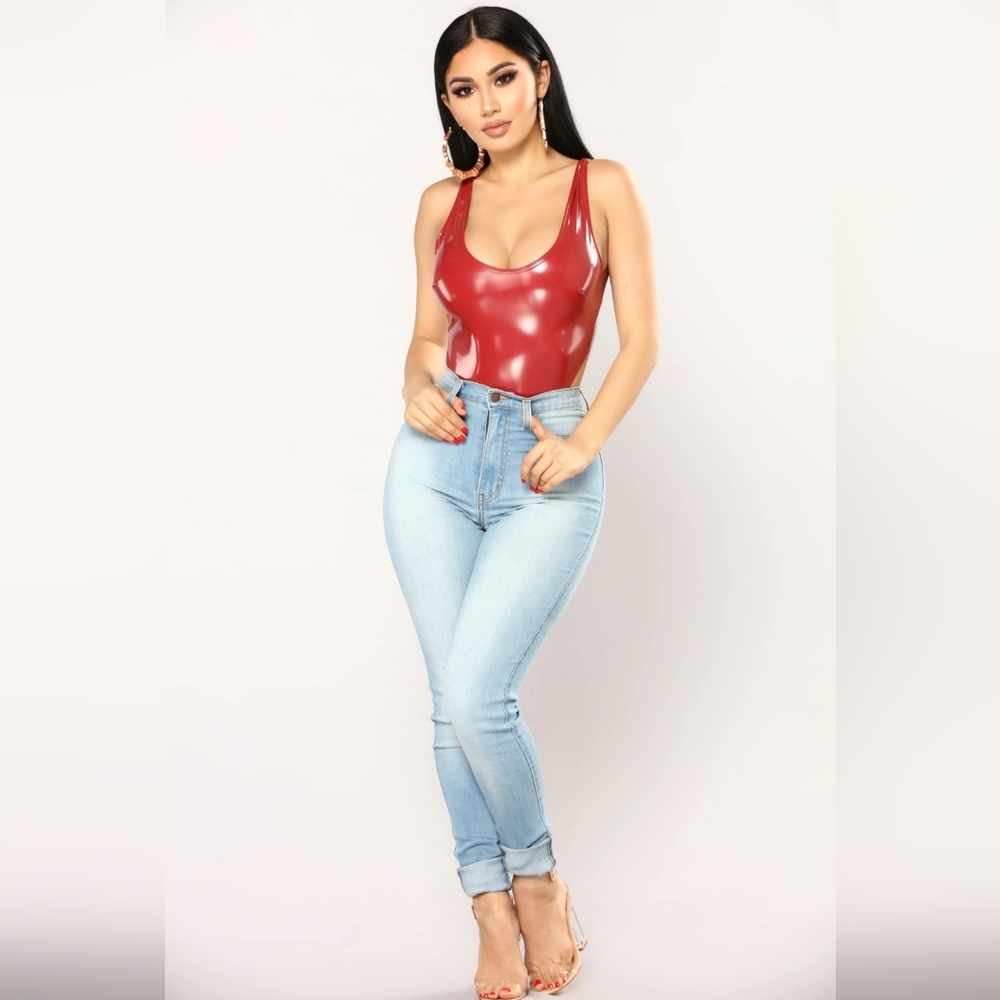 ❤️ FASHION NOVA BADRIC  BODYSUIT- BRICK SIZE: L